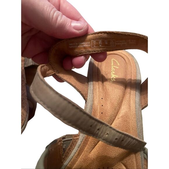 Clarks Womens Tan Olive Green Leather Elleri Plub Wedge Sandal Size 7.5 - Picture 7 of 12